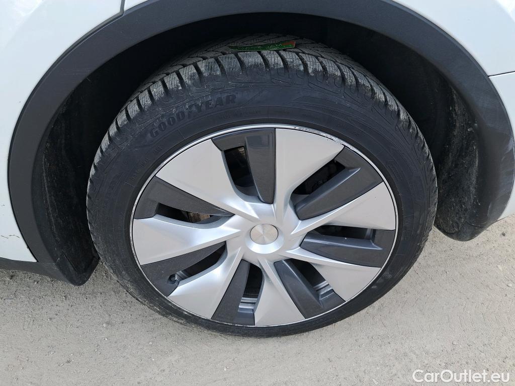  Tesla  Model Y TESLA  / 2021 / 5P / SUV RWD #29