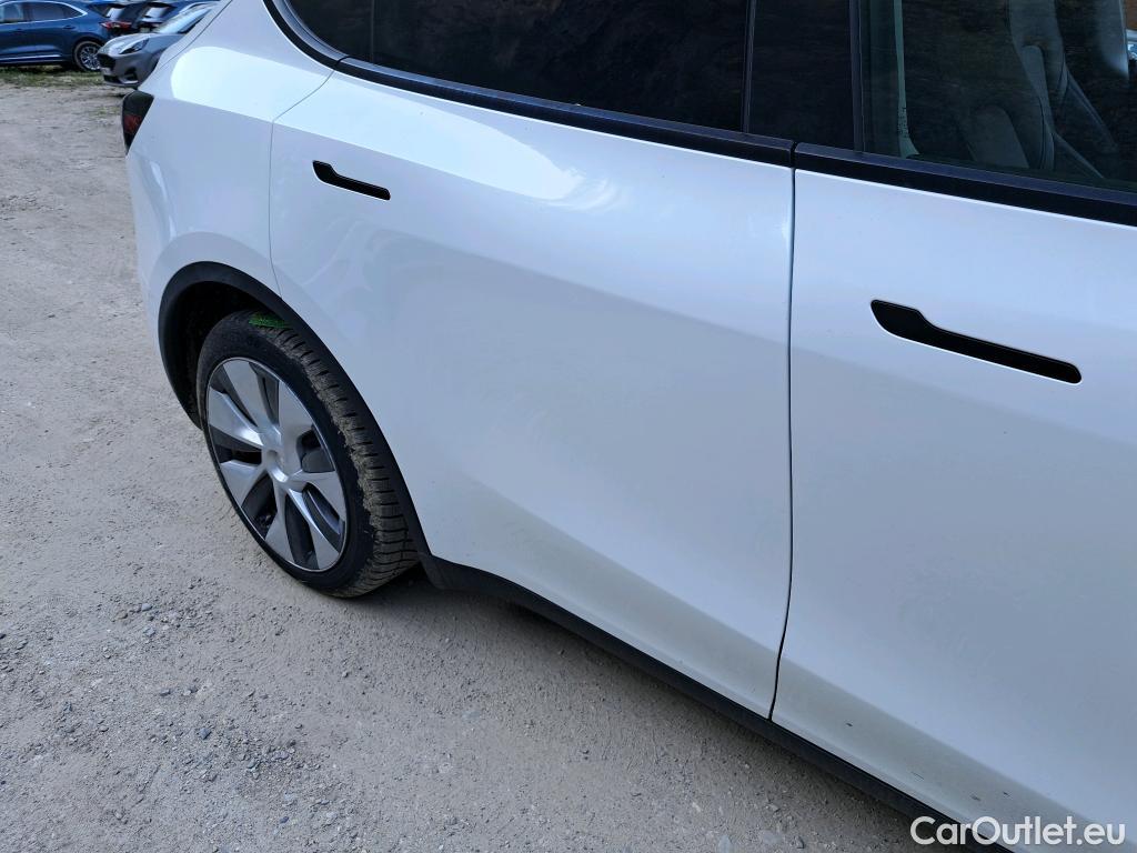  Tesla  Model Y TESLA  / 2021 / 5P / SUV RWD #16