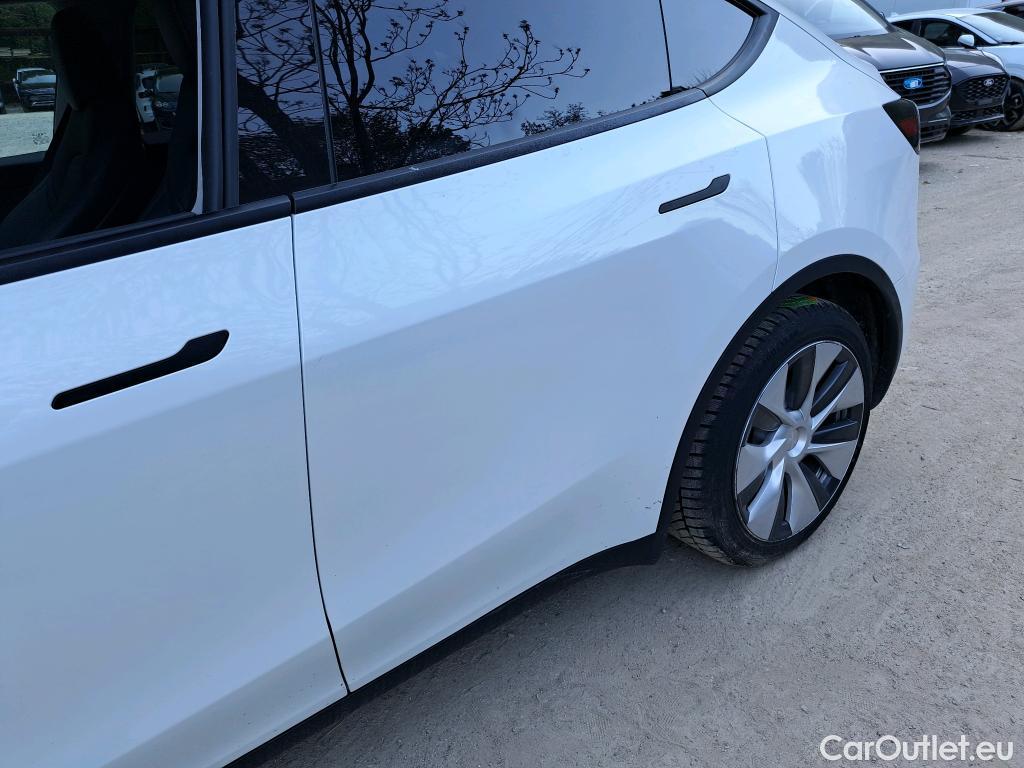  Tesla  Model Y TESLA  / 2021 / 5P / SUV RWD #19