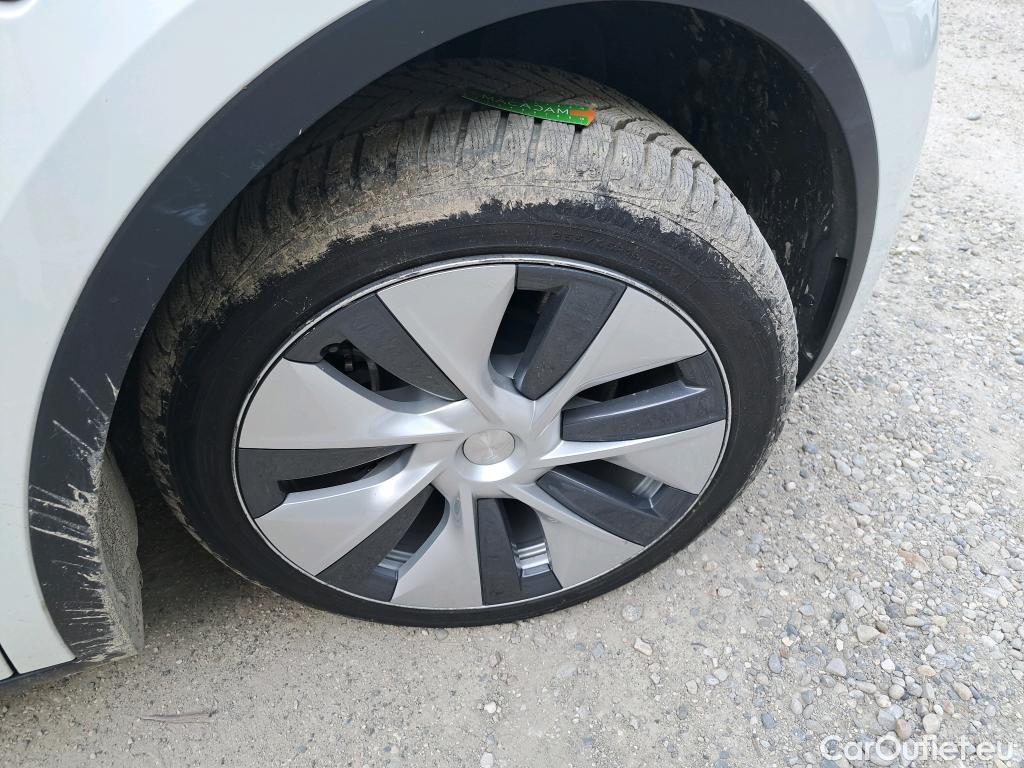  Tesla  Model Y TESLA  / 2021 / 5P / SUV RWD #13