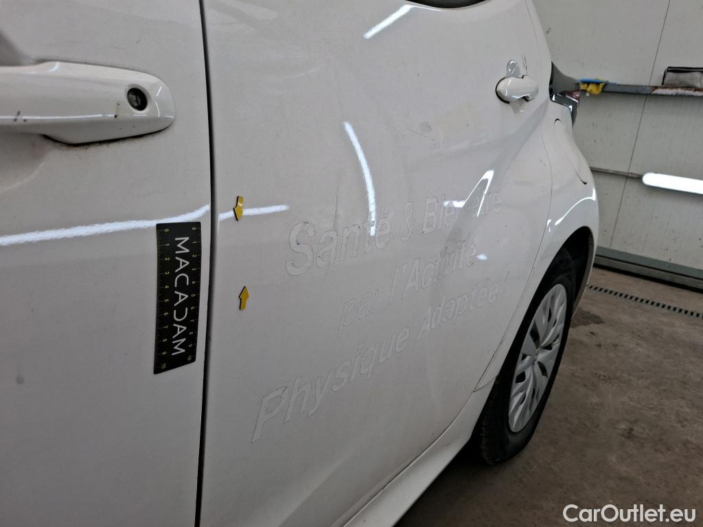  Toyota  Yaris TOYOTA  Hybride / 2019 / 5P / Berline Hybride 116h France Business Stage Acad #20