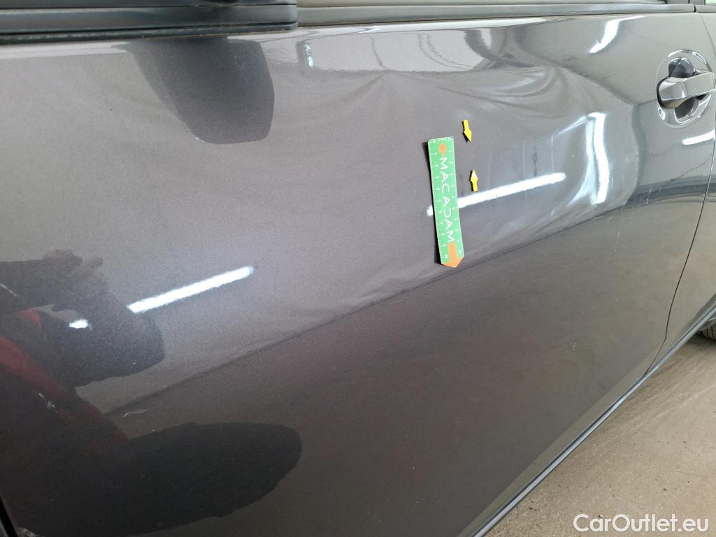  Toyota  Yaris TOYOTA  Hybride 5p Berline 1.5 VVT-I HYBRID France Business #21