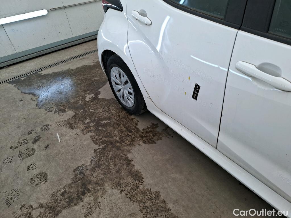  Toyota  Yaris TOYOTA  Hybride / 2019 / 5P / Berline Hybride 116h France Business Stage Acad #10