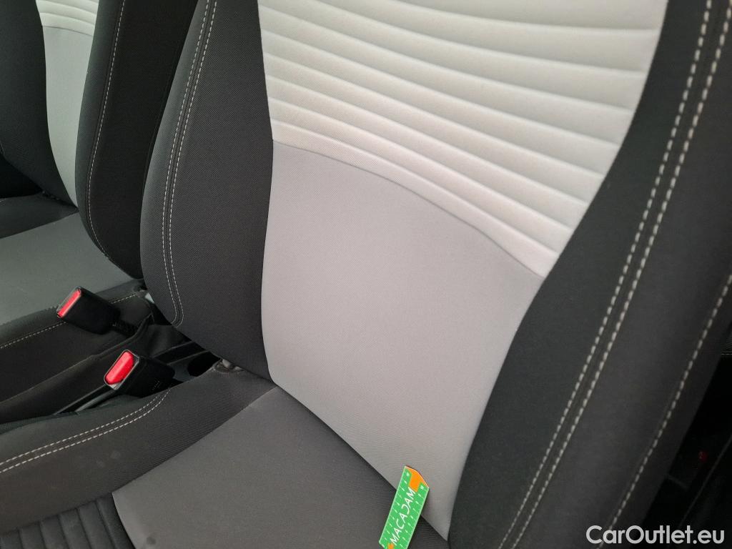  Toyota  Yaris TOYOTA  Hybride 5p Berline 1.5 VVT-I HYBRID France Business #31