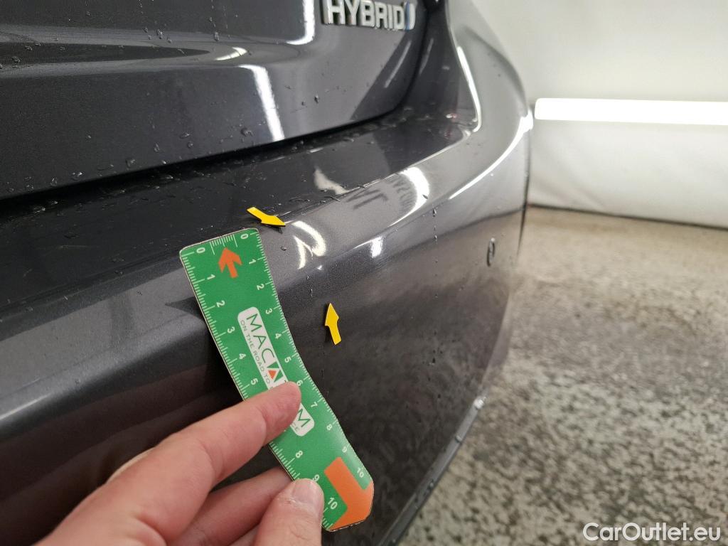  Toyota  Yaris TOYOTA  Hybride 5p Berline 15 VVTI HYBRID France Business #9