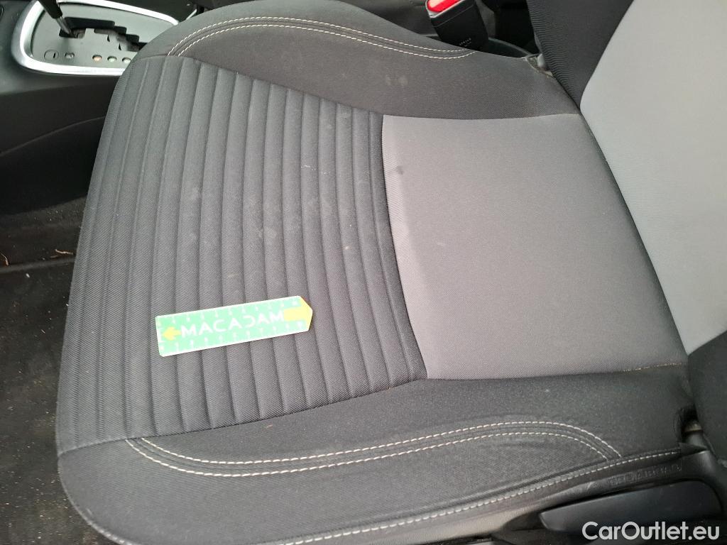  Toyota  Yaris TOYOTA  Hybride 5p Berline 1.5 VVT-I HYBRID France Business #30