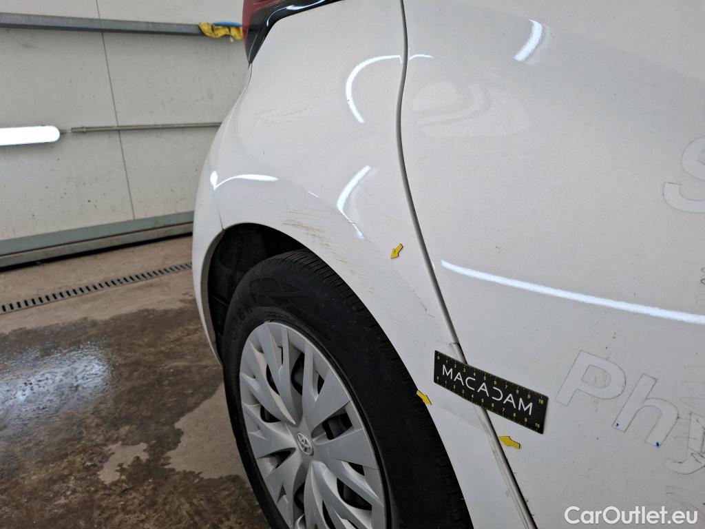  Toyota  Yaris TOYOTA  Hybride / 2019 / 5P / Berline Hybride 116h France Business Stage Acad #2