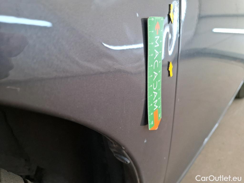  Toyota  Yaris TOYOTA  Hybride 5p Berline 1.5 VVT-I HYBRID France Business #8