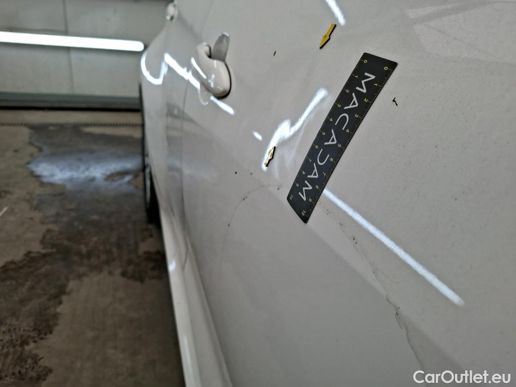  Toyota  Yaris TOYOTA  Hybride / 2019 / 5P / Berline Hybride 116h France Business Stage Acad #25