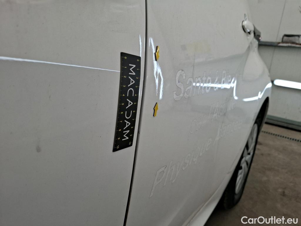  Toyota  Yaris TOYOTA  Hybride / 2019 / 5P / Berline Hybride 116h France Business Stage Acad #22