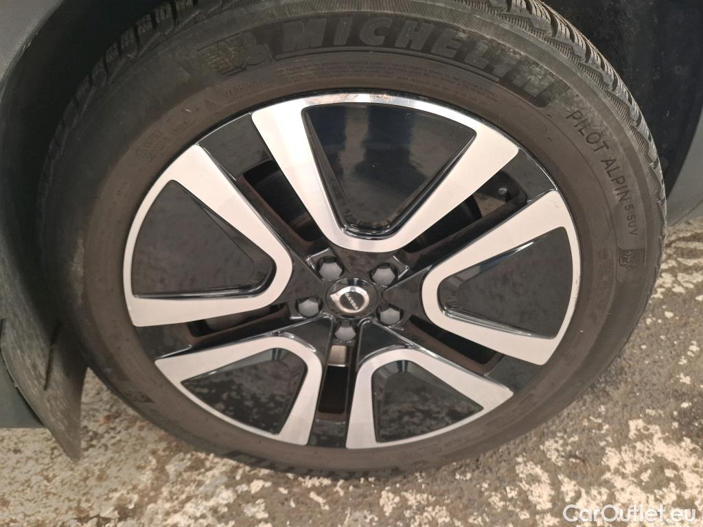 Volvo  XC 40 VOLVO XC40 / 2017 / 5P / SUV Recharge T5 262 DCT7 Inscription Luxe #11