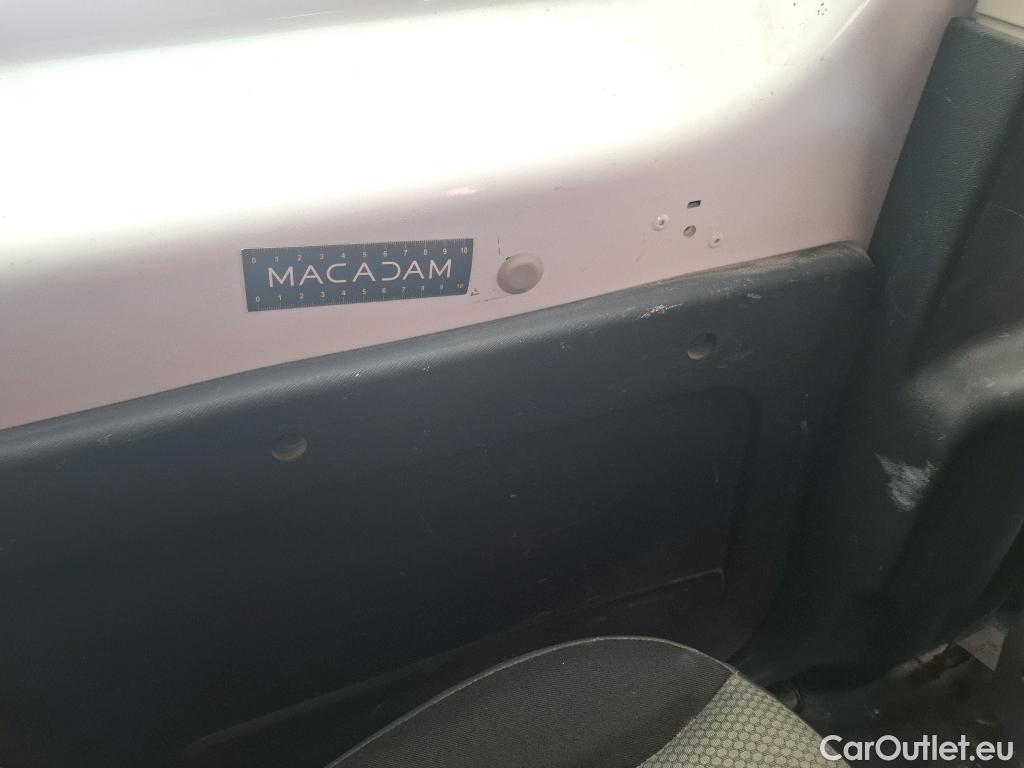  Renault  Kangoo  Express Maxi Grand Confort - Cab. Appr. 1.5 dCi 90CV BVM5 E6 #81