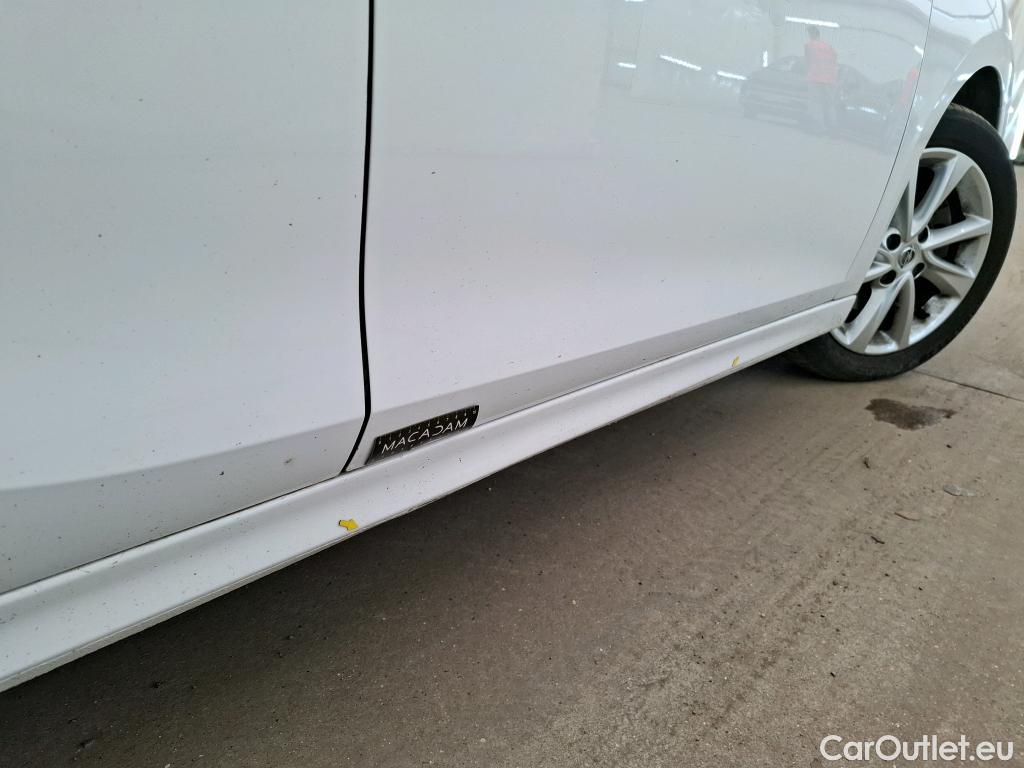  Opel  Corsa  F Elegance Business 1.2 Turbo 100CV BVM6 E6d #1