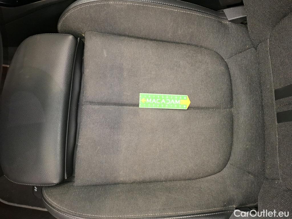  Bmw  Serie 1 Série 1 Berline 120 i Edition Sport 2.0 180CV BVA7 E6d #66