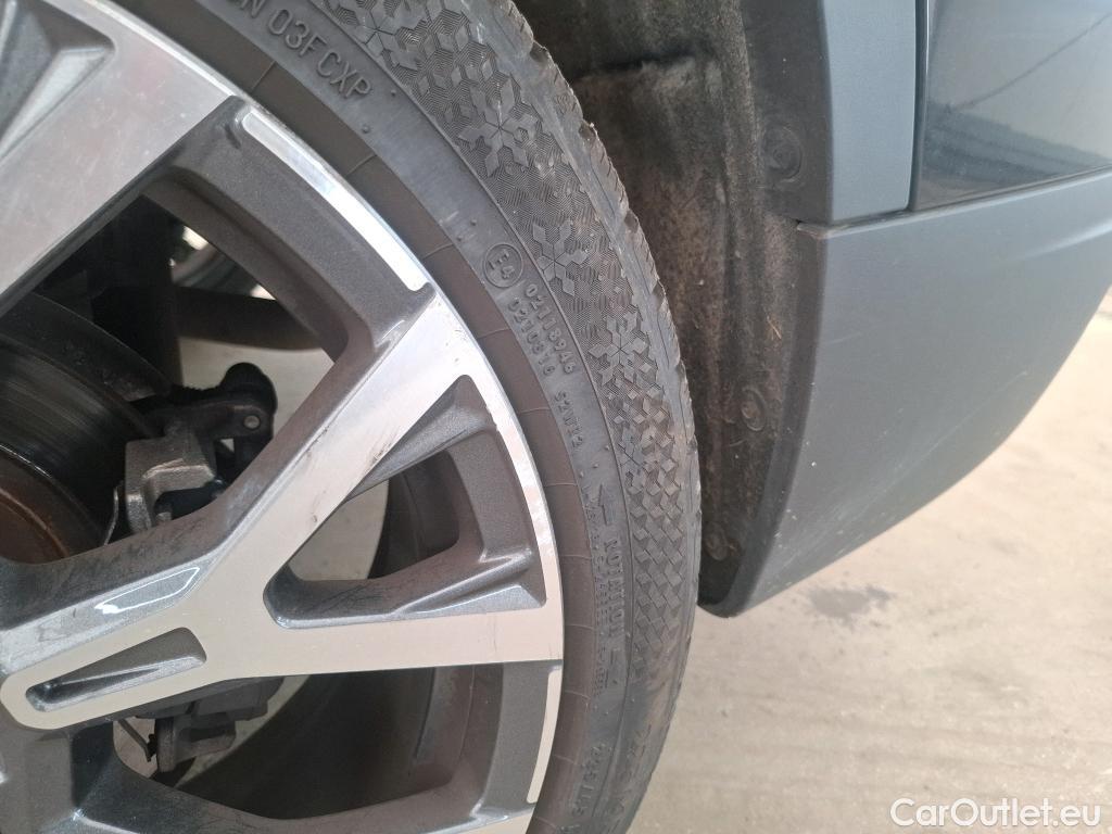  Bmw  X1 Série  sDrive 18 i xLine 1.5 135CV BVA7 E6d #38