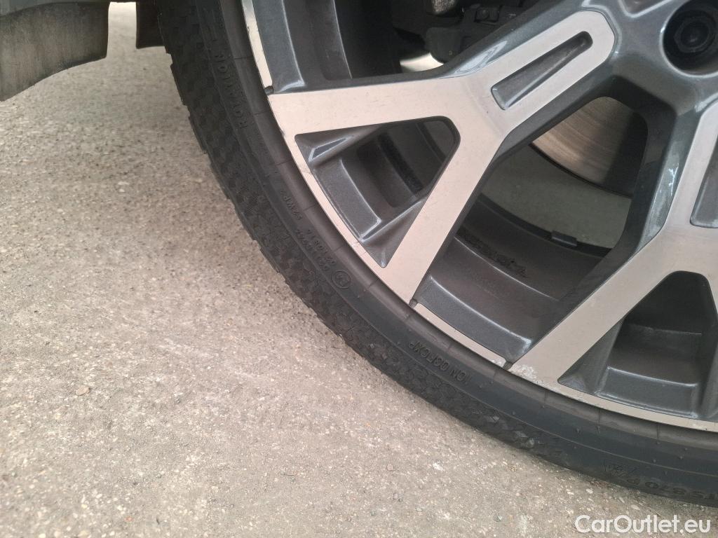  Bmw  X1 Série  sDrive 18 i xLine 1.5 135CV BVA7 E6d #61