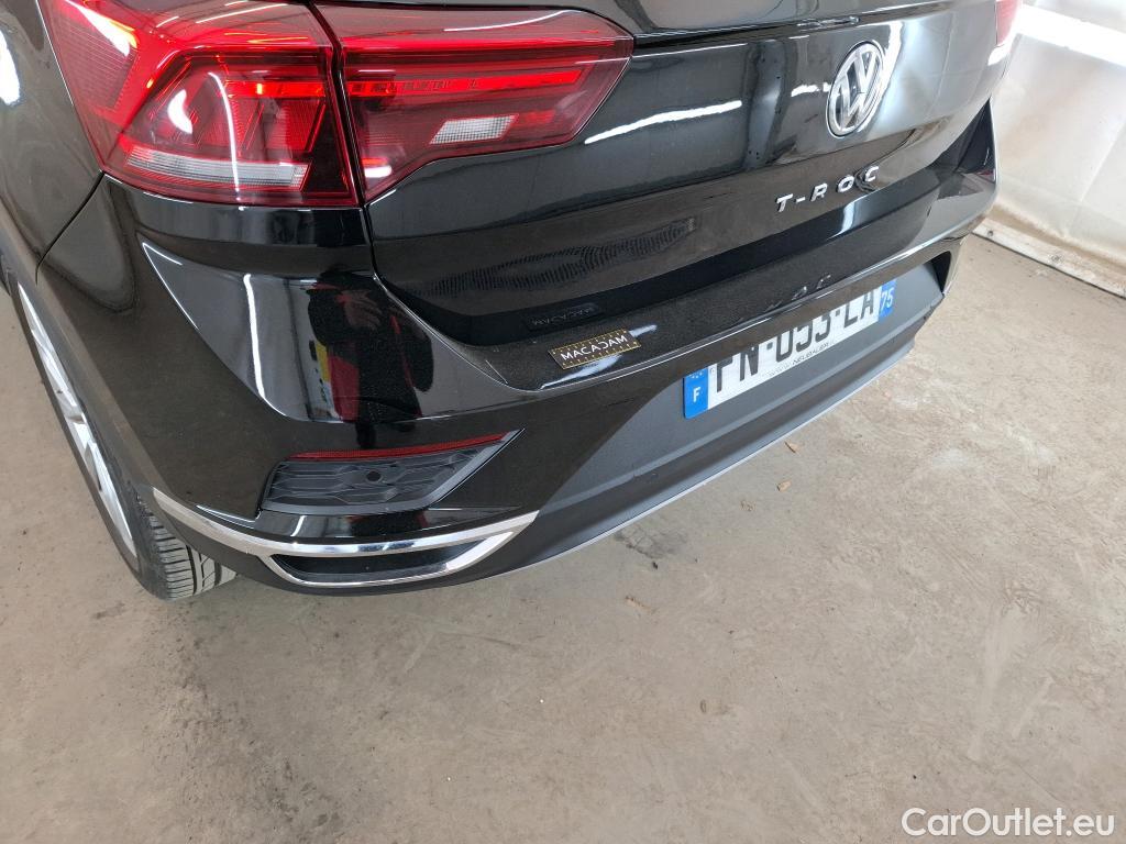  Volkswagen  T-ROC VOLKSWAGEN  / 2017 / 5P / SUV 1.5 TSI 150 EVO CARAT EXCLUSIVE DSG7 #3