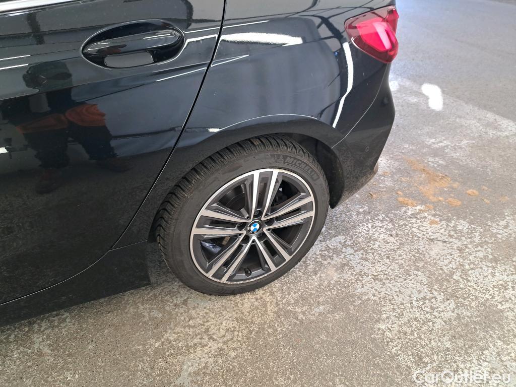  Bmw  Serie 1 BMW Série 1 / 2019 / 5P / Berline 1.5 116I Business Design #13