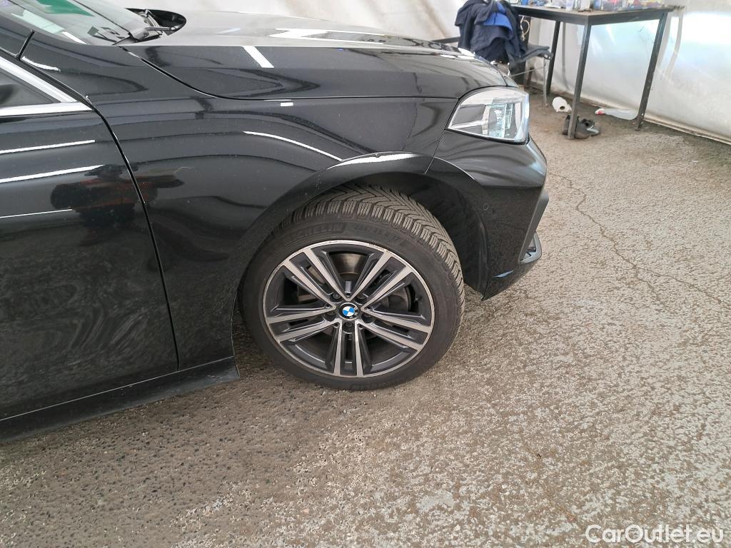  Bmw  Serie 1 BMW Série 1 / 2019 / 5P / Berline 1.5 116I Business Design #25