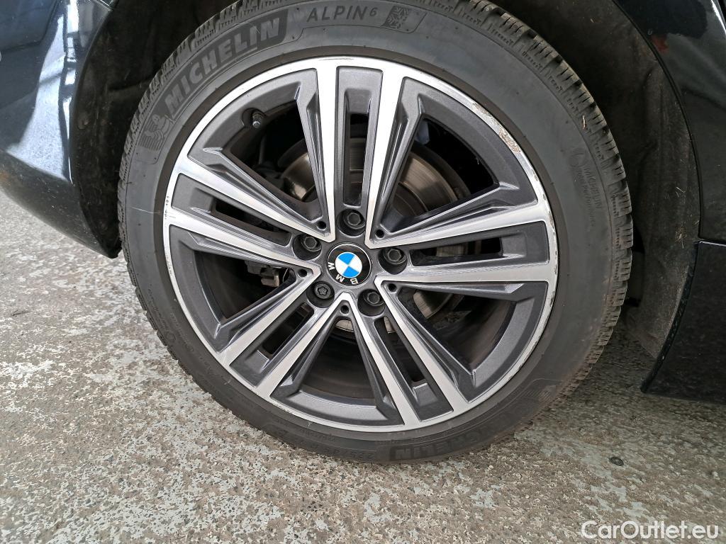 Bmw  Serie 1 BMW Série 1 / 2019 / 5P / Berline 1.5 116I Business Design #18