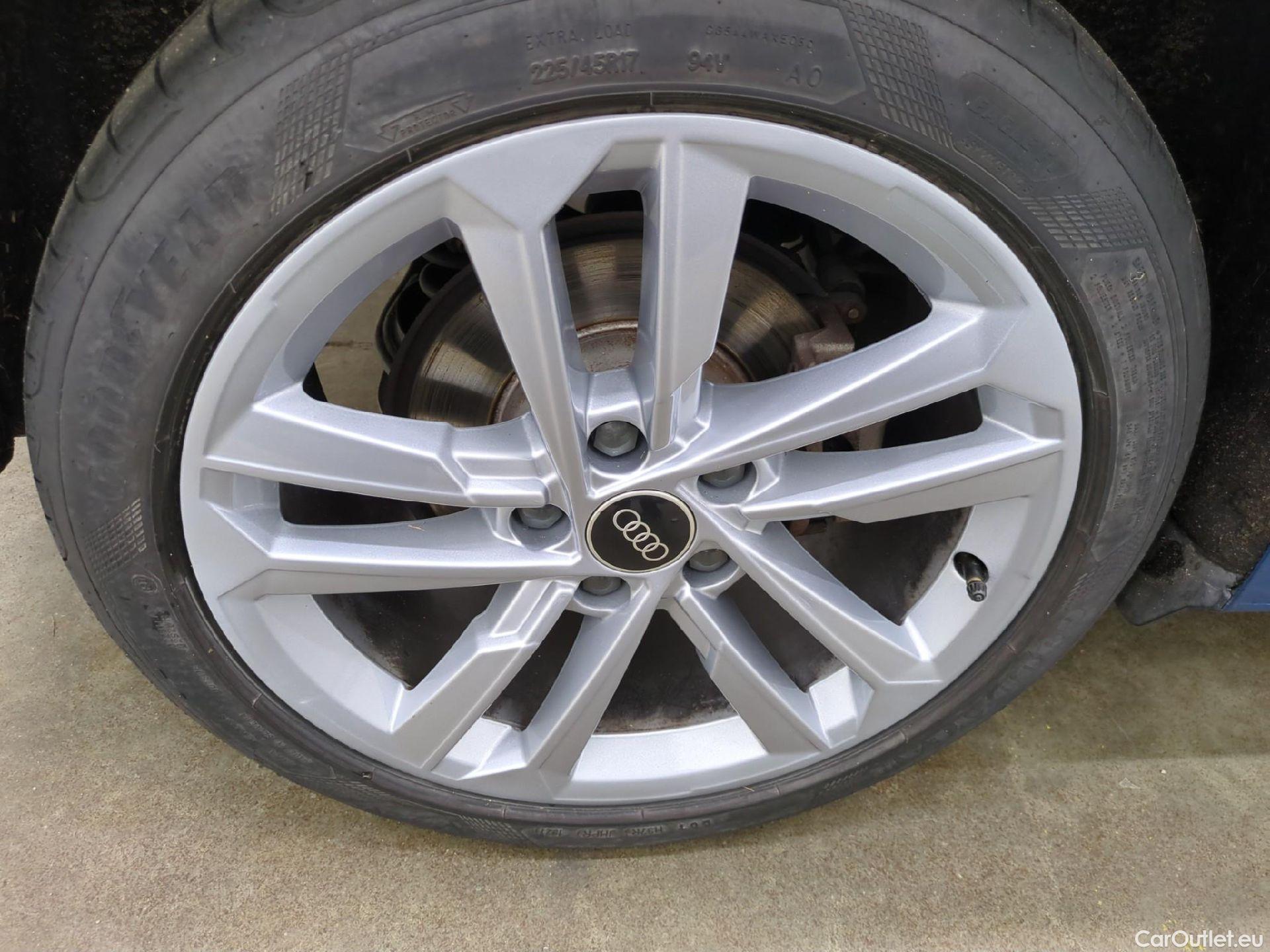  Audi  A3 AUDI  Sportback / 2020 / 5P / Berline 40 TFSI e 204 S Tronic Business Line #6