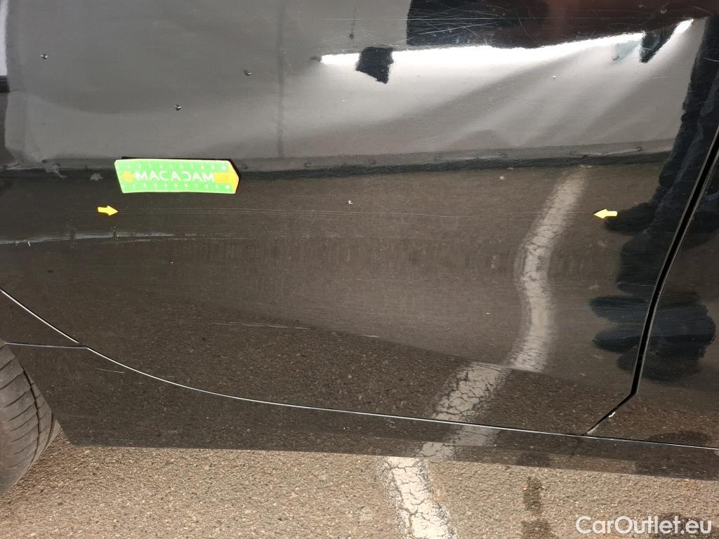  Bmw  Serie 1 Série 1 Berline 120 i Edition Sport 2.0 180CV BVA7 E6d #14