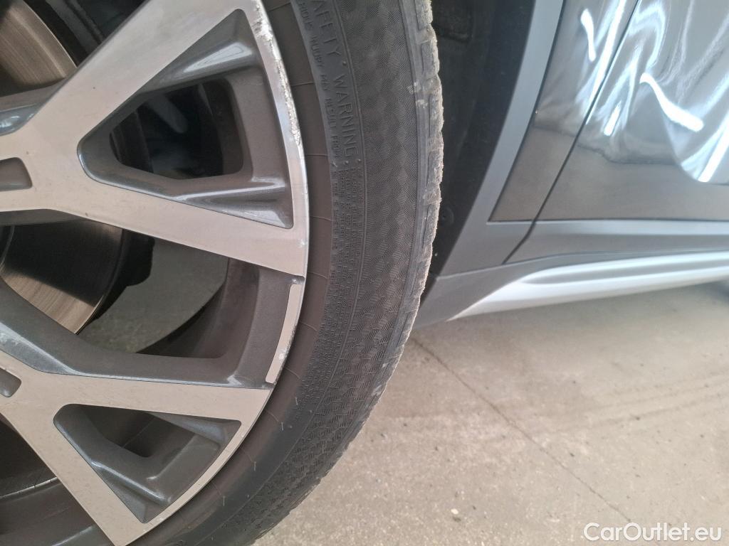  Bmw  X1 Série  sDrive 18 i xLine 1.5 135CV BVA7 E6d #60