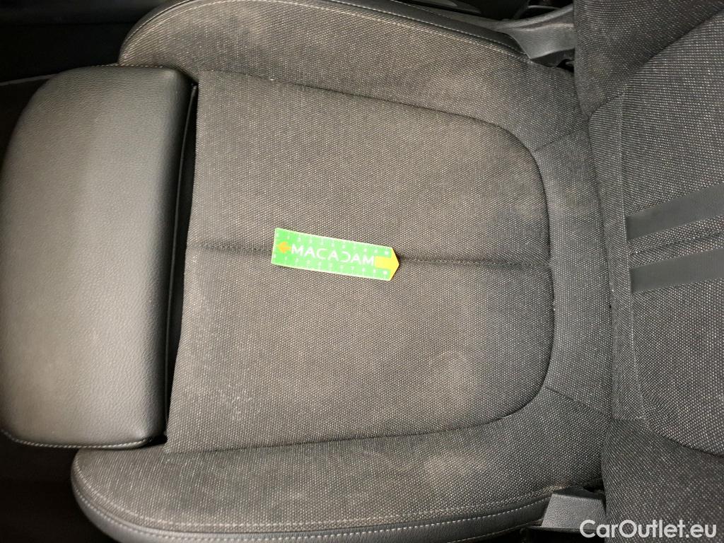  Bmw  Serie 1 Série 1 Berline 120 i Edition Sport 2.0 180CV BVA7 E6d #64