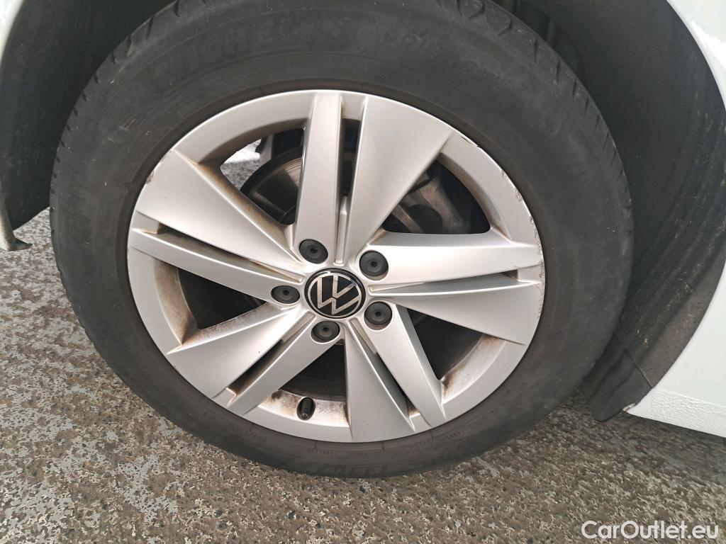  Volkswagen  Golf  VOLKSWAGEN / 2020 / 5P / Berline 1.0 TSI OPF 110 BVM6 Life Busi #26
