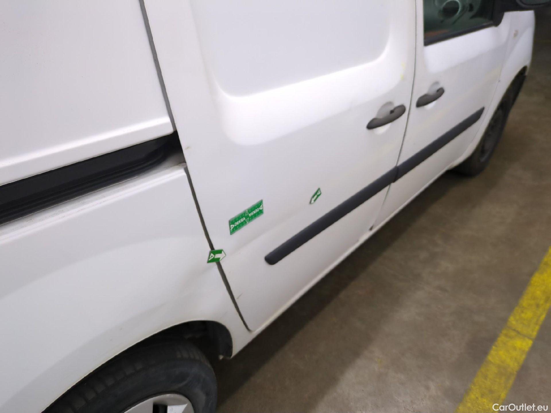  Renault  EXPRESS RENAULT Kangoo  / 2013 / 4P / Fourgonnette Confort TCe 115 #29