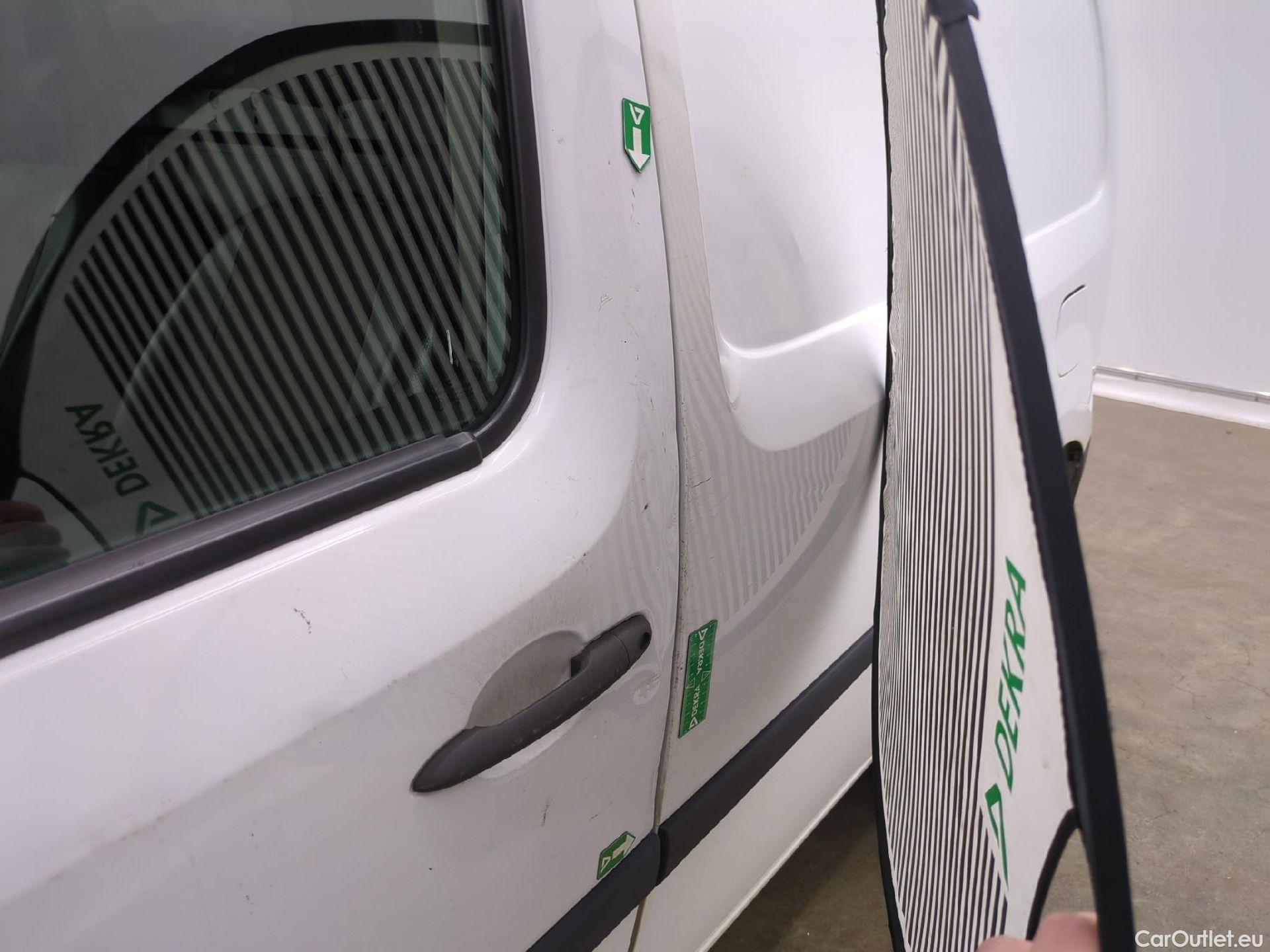  Renault  EXPRESS RENAULT Kangoo  / 2013 / 4P / Fourgonnette Confort TCe 115 #67