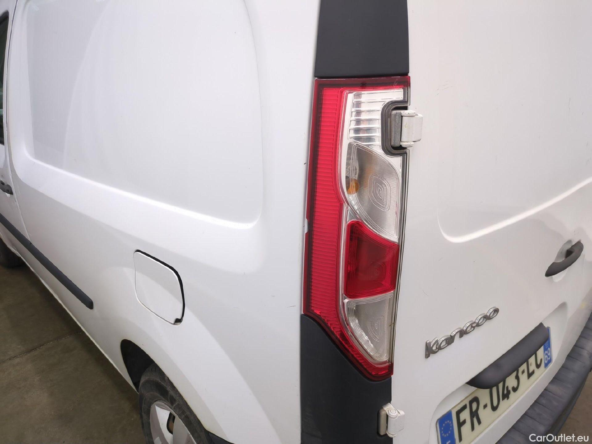  Renault  EXPRESS RENAULT Kangoo  / 2013 / 4P / Fourgonnette Confort TCe 115 #72