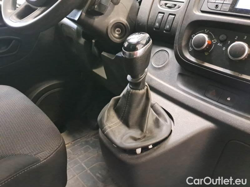  Renault  Trafic RENAULT  / 2019 / 4P / FURGONE FG L1 H1 T29 ENERGY DCI 145 ICE #107