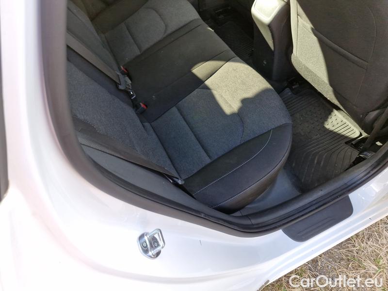  Hyundai  i30   cw (PD)(2017->)  kom.1.0TGDI 120 Smart #7