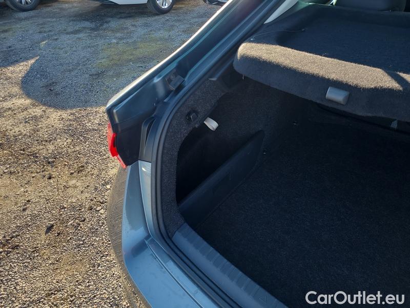  Skoda  Octavia  Lim. (NX3)(2020) Oct. 2.0TDI 110 Style AT 5d #19