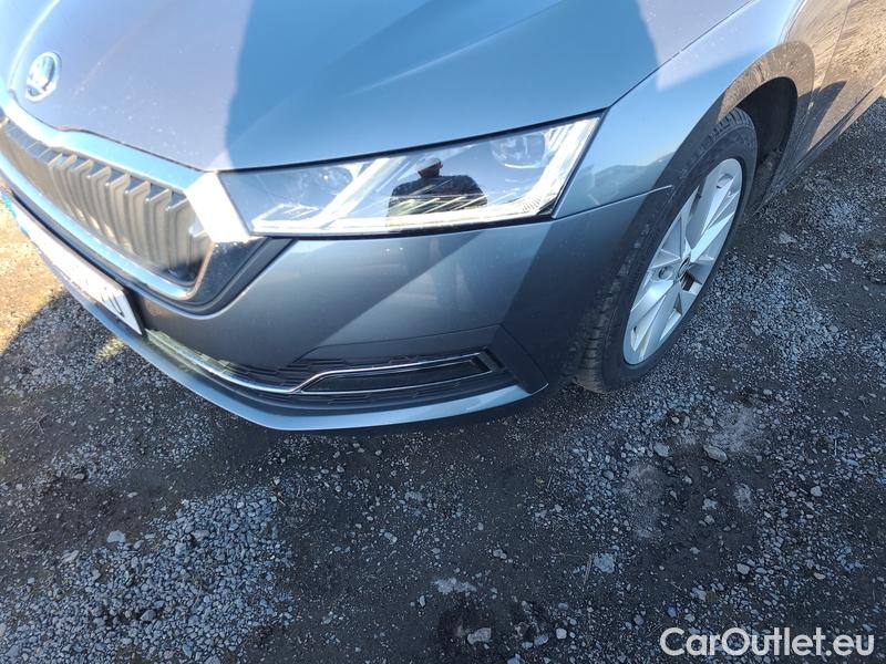  Skoda  Octavia  Lim. (NX3)(2020) Oct. 2.0TDI 110 Style AT 5d #16