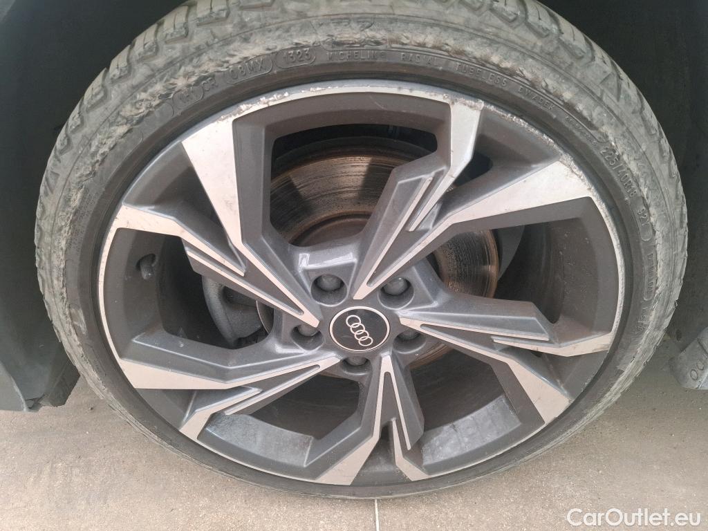  Audi  A3 AUDI  Sportback / 2020 / 5P / Berline 35 TFSI 150 MHEV S Tronic S Line #55
