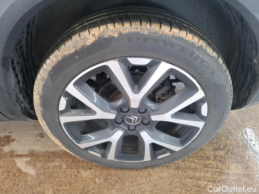  Citroen  C5 Aircross CITROEN  / 2018 / 5P / SUV Hybrid 225 e-EAT8 Shine Pack #19