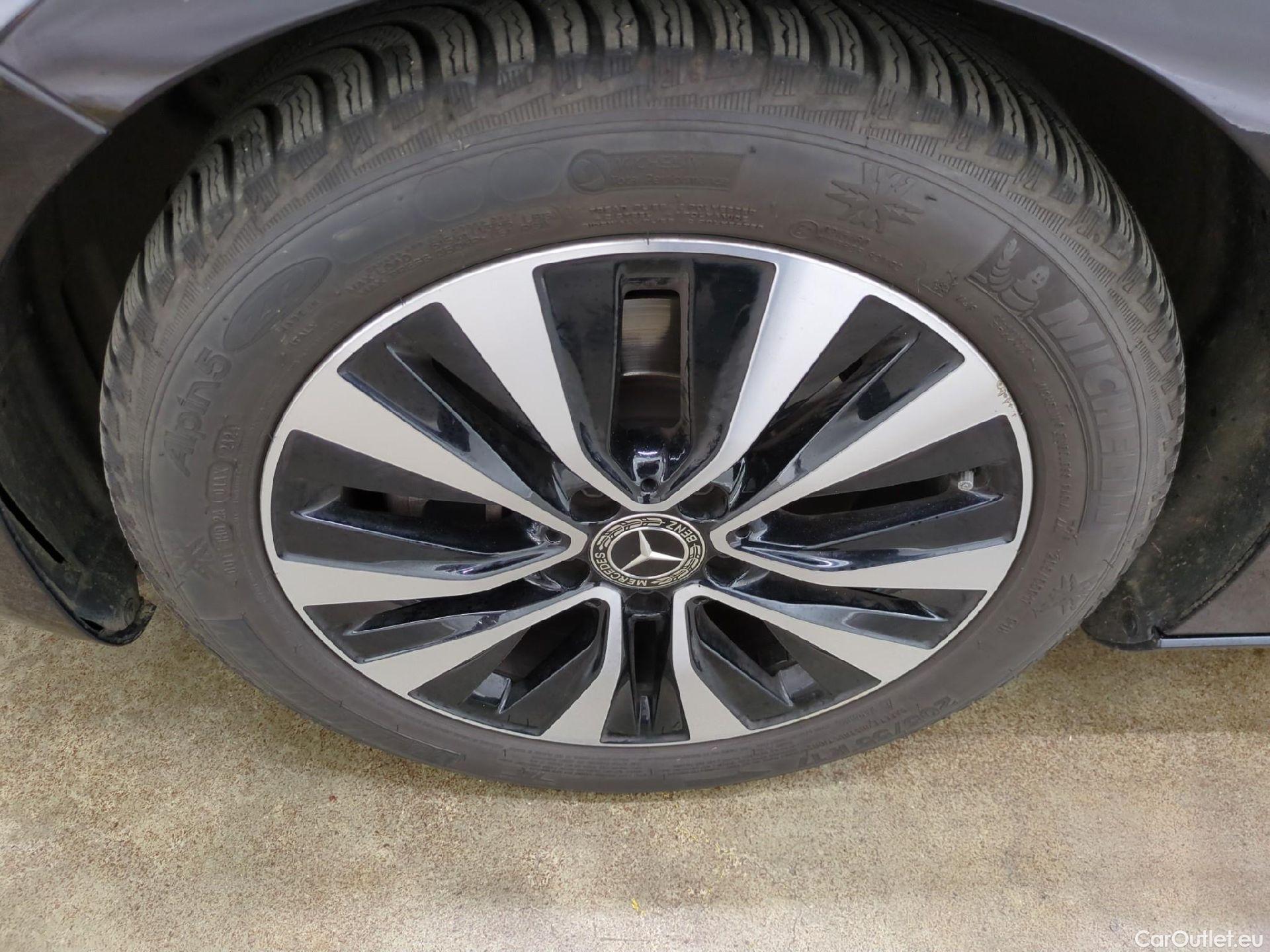  Mercedes  A-Klasse MERCEDES-BENZ Classe A Berline / 2018 / 4P / Berline A 180 d Business Line #4