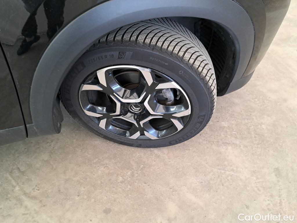  Citroen  C5 Aircross CITROEN  / 2022 / 5P / SUV BlueHDi 130 S&S EAT8 Shine #1