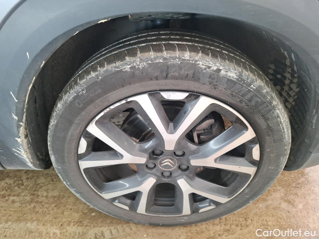  Citroen  C5 Aircross CITROEN  / 2018 / 5P / SUV Hybrid 225 e-EAT8 Shine Pack #32