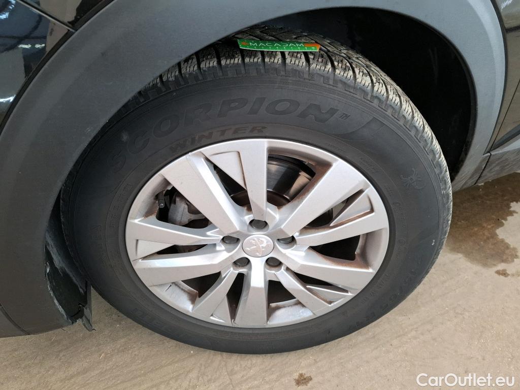  Peugeot  3008  Active Business 1.2 PureTech 130CV BVA8 E6d #9