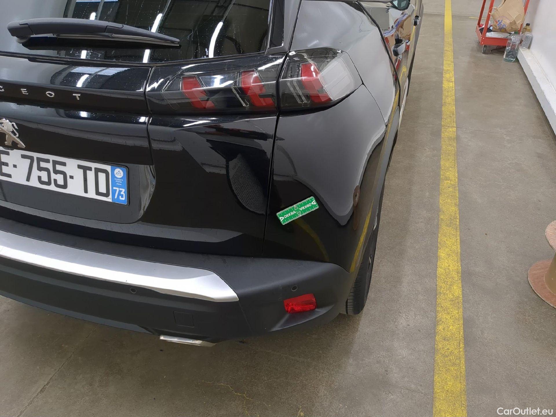  Peugeot  2008  Allure Pack 1.2 PureTech 130CV BVA8 E6d #37