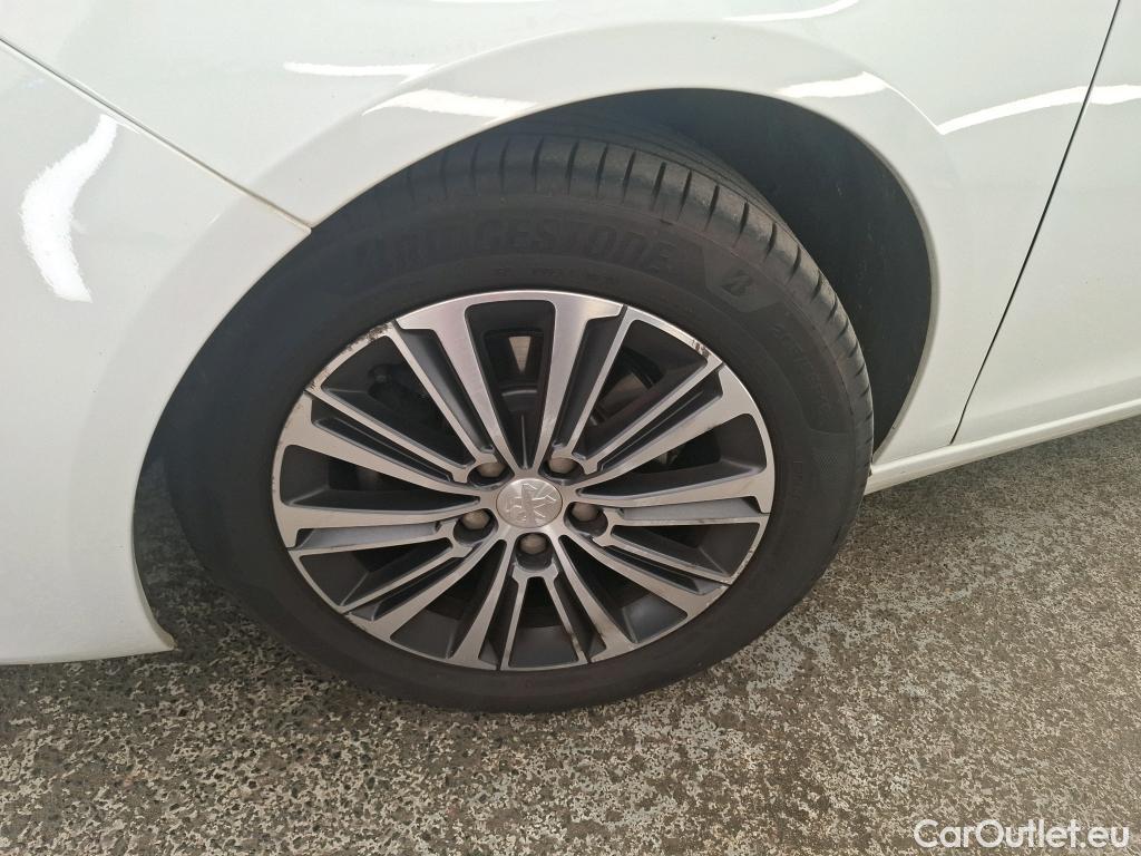  Peugeot  308  Allure Business 1.2 PureTech 130CV BVA8 E6d #9