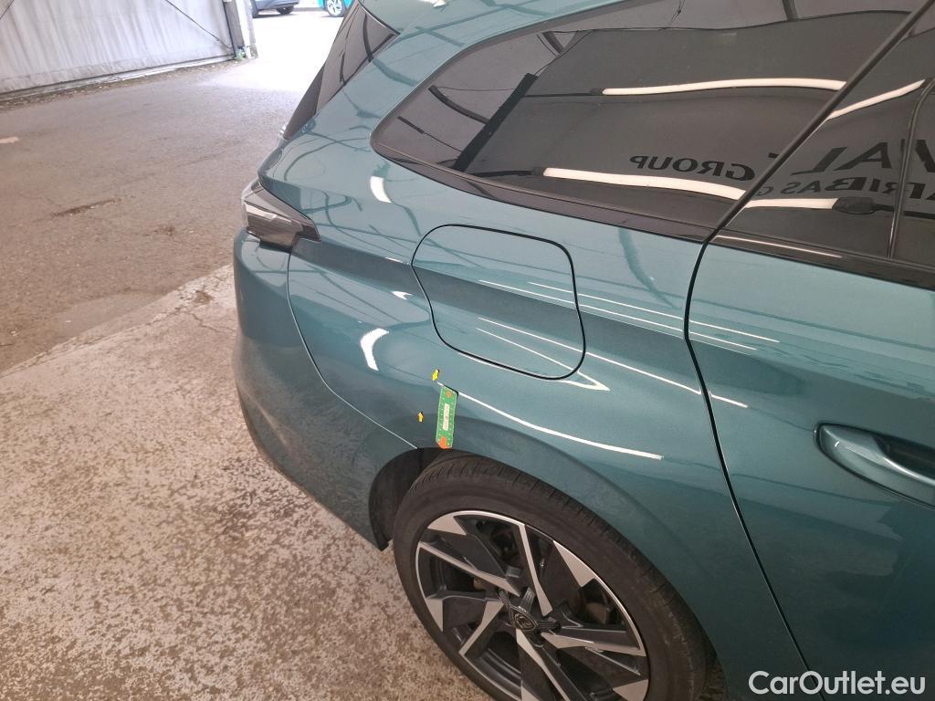  Peugeot  308  SW Allure Pack 1.5 HDi 130CV BVA8 E6d #1