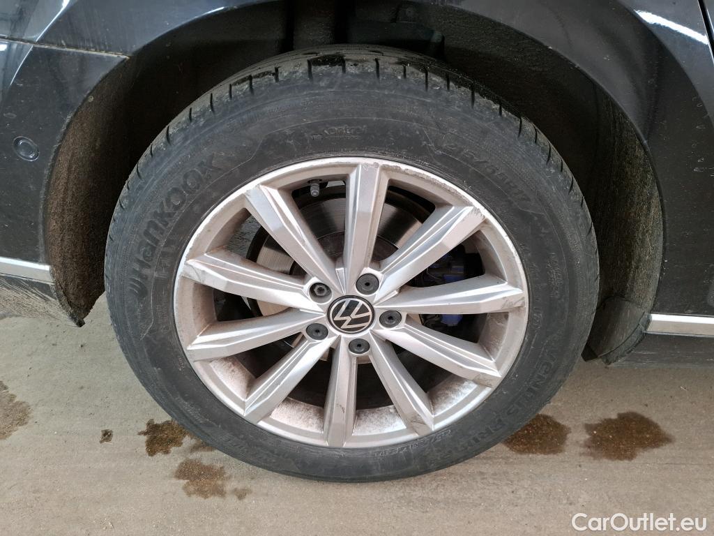  Volkswagen  Passat VOLKSWAGEN  SW / 2019 / 5P / Break 1.4 TSI DSG HYBRIDE RECHARGEABLE SW GTE #3