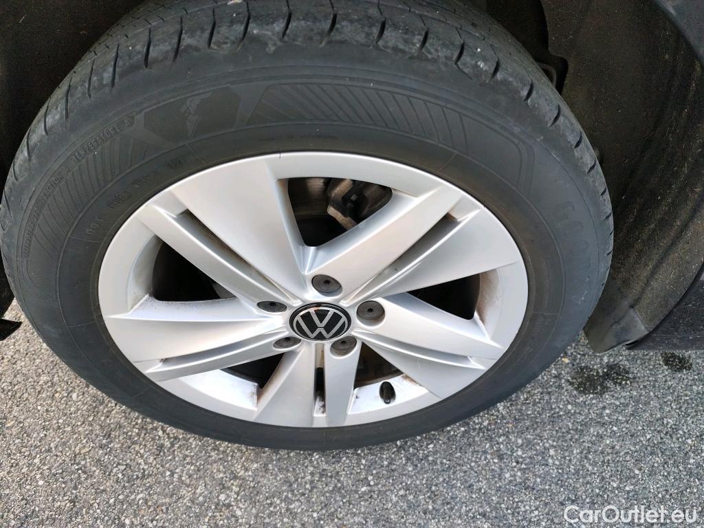  Volkswagen  Golf  VOLKSWAGEN / 2020 / 5P / Berline 2.0 TDI SCR 115 DSG7 Life Busi #15