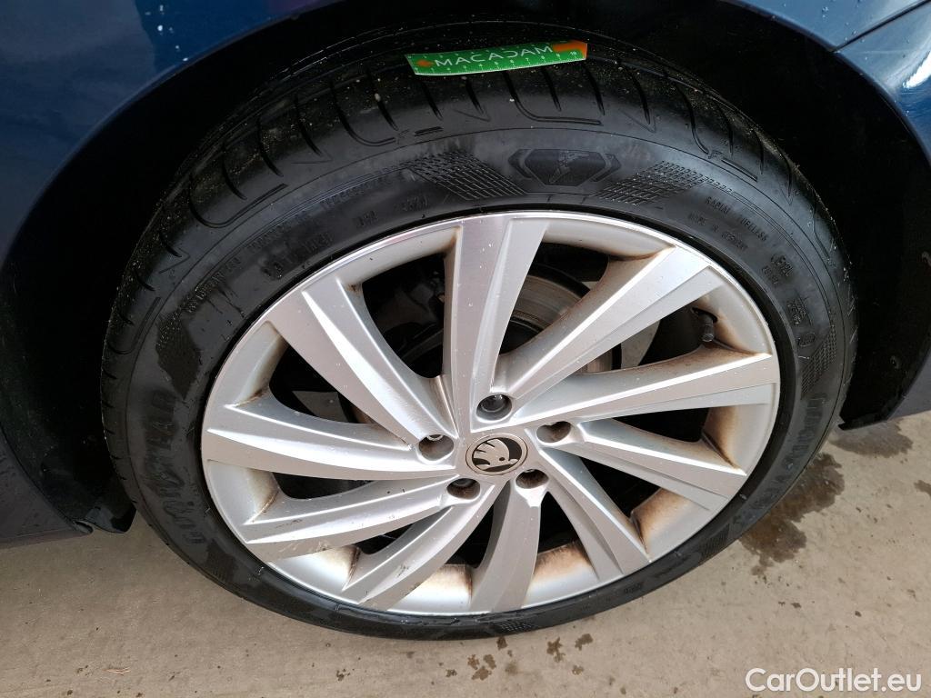  Skoda  Octavia  Break Style 2.0 TDI 150CV BVA7 E6d #10