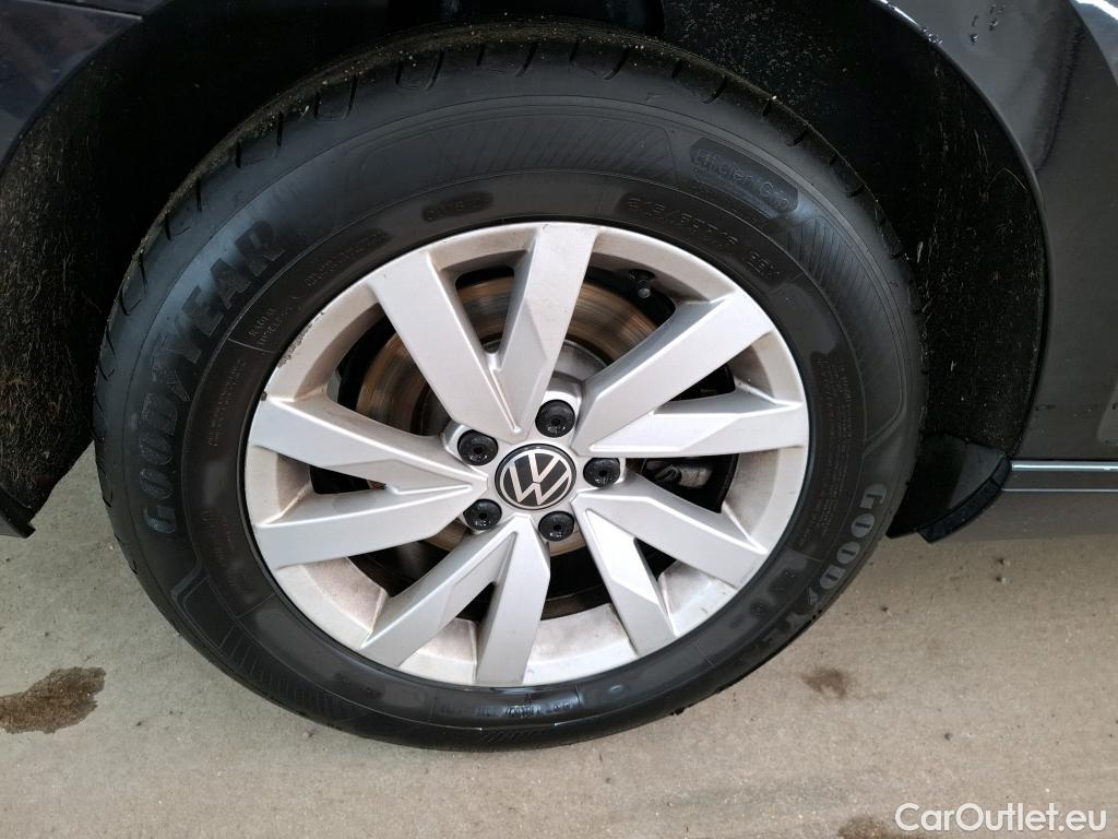  Volkswagen  Passat  Break Business 2.0 TDI 120CV BVA7 E6d #19