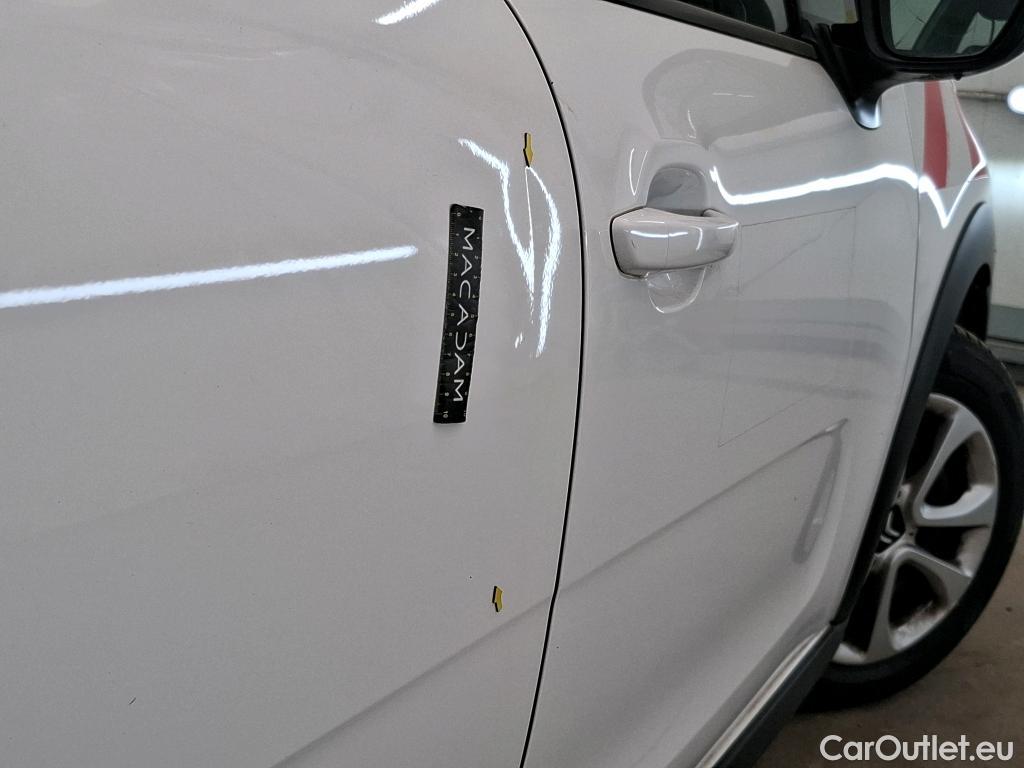 Citroen  C3  Société Feel 1.5 BlueHDI 100CV BVM5 E6dT #2